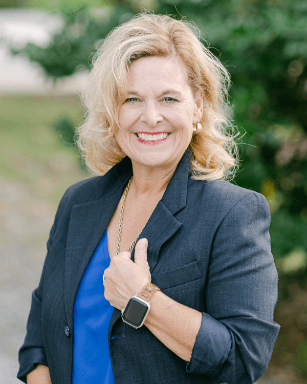 Suzzane Martin
